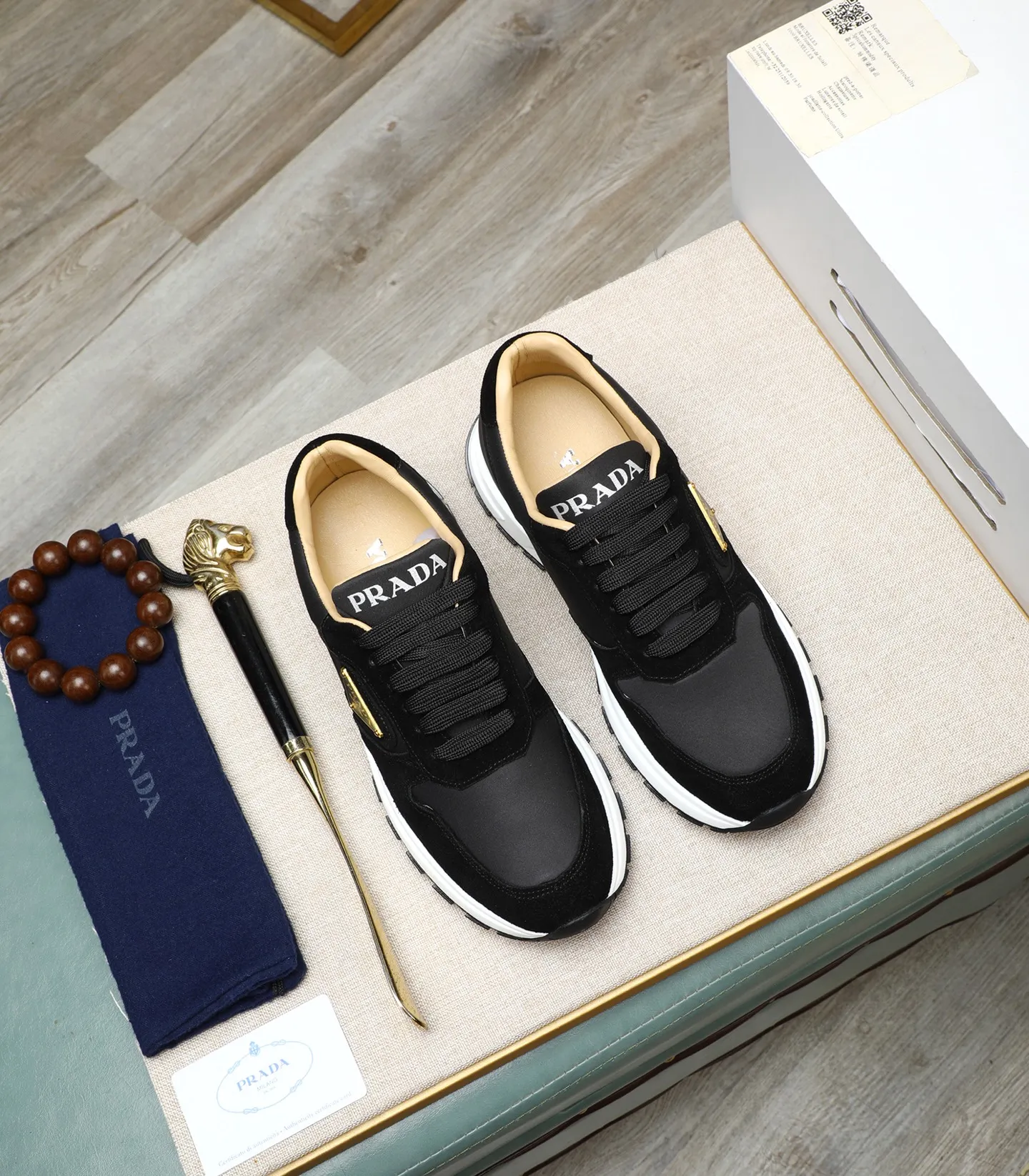Men's shoes💰460🌹🌹[PRADA—Prada] latest model🙈original replica! 👟👟👟Available here. The workmanship is top-notch. The upper is made from Italy. 🇮🇹Imported first-layer cowhide. ❗️Breathable genuine leather lining @Suitable for travel. The original version has an enlarged engraved sole, making it suitable for all kinds of travels, showing low-key luxury. Let quality speak for itself. Color: Size: 38-44
